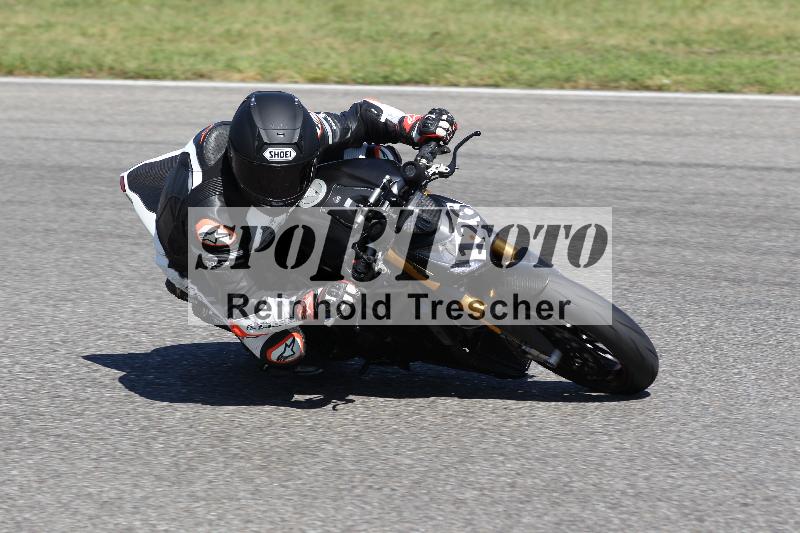 /Archiv-2025/48 25.08.2025 Cornu Master School ADR/rot-rouge/126